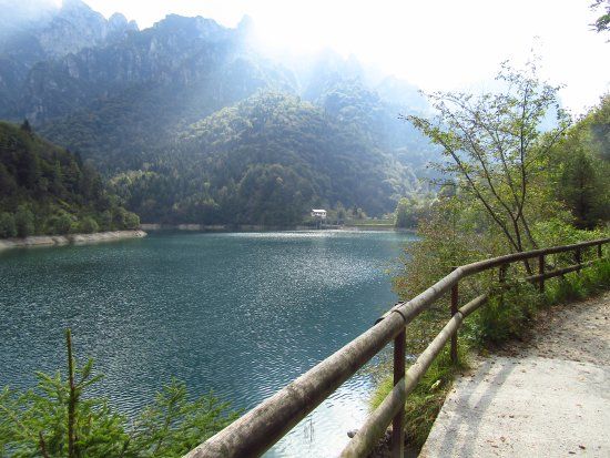 Lago della Stua in Val Canzoi