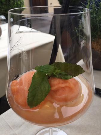 Hofstatter J Weingut Weinkellerei SRL