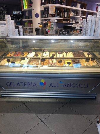 Gelateria All'angolo