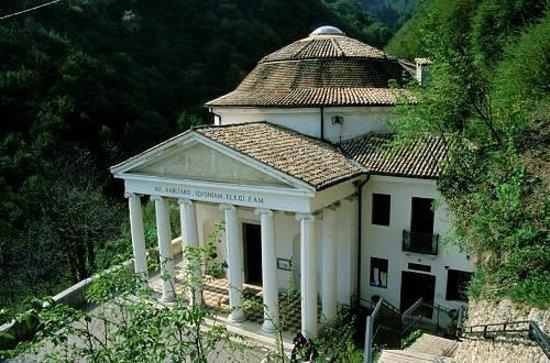 Santuario della Beata Vergine del Covolo