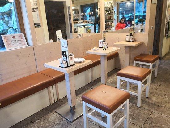 Giornale & Caffè Dersut